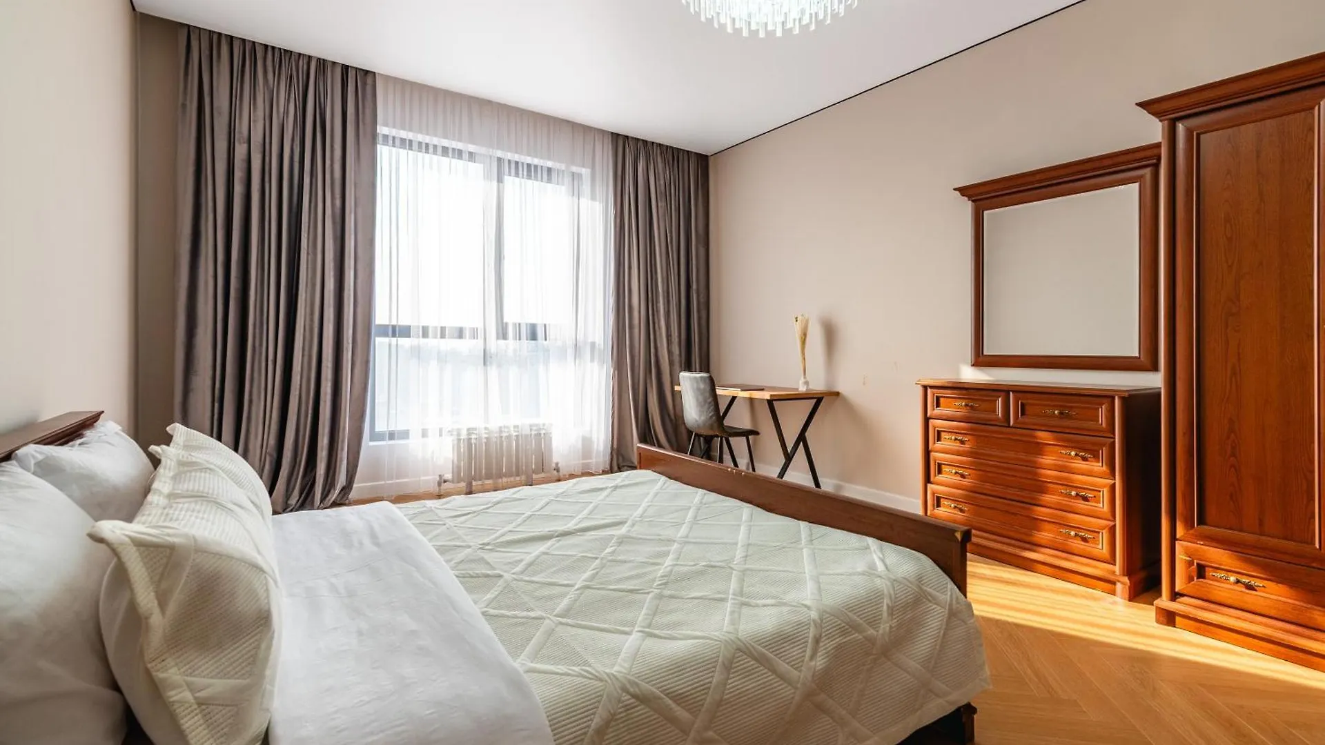 Элегантная Квартира В Стиле Минимализм Almaty Apartment