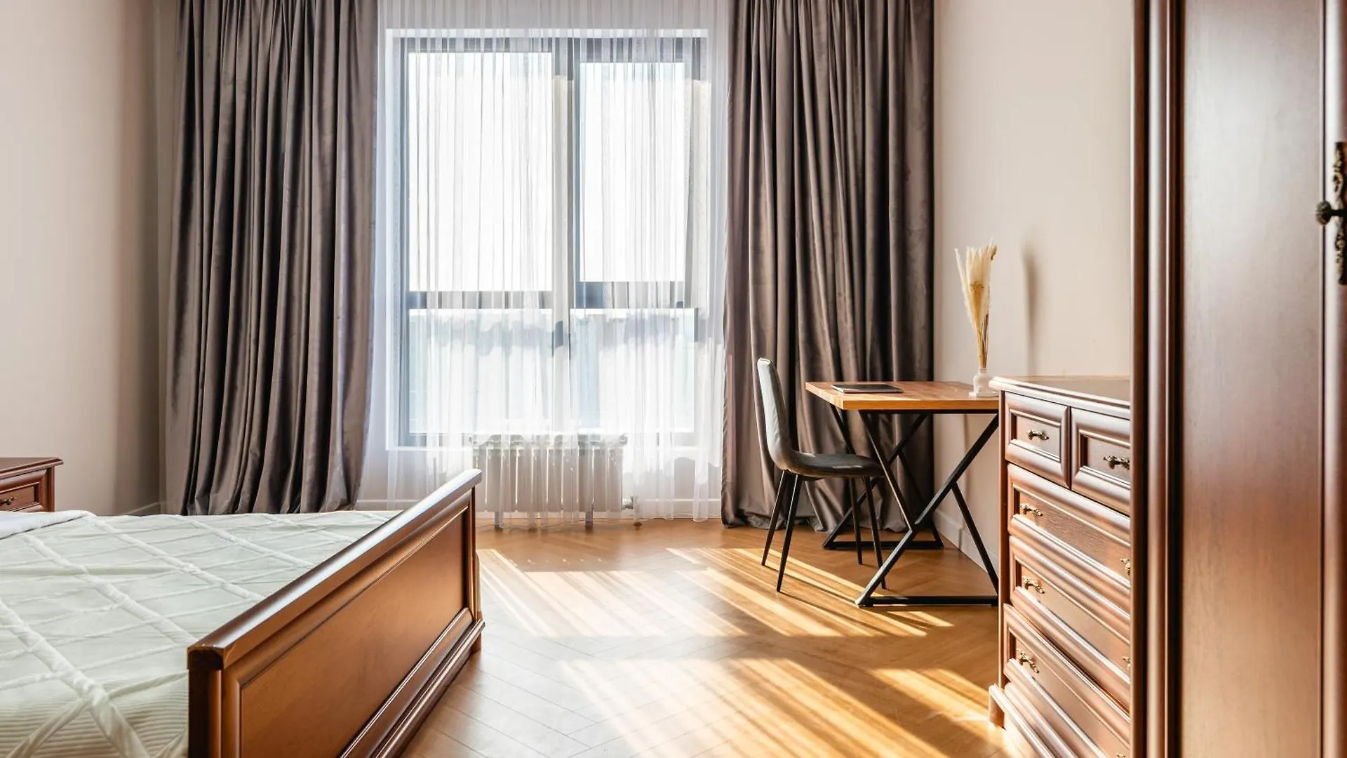 Элегантная Квартира В Стиле Минимализм Almaty Apartment
